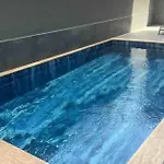 Rose 9