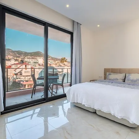 Duplex In The Heart Of Cleopatra, 200m To The Alanya