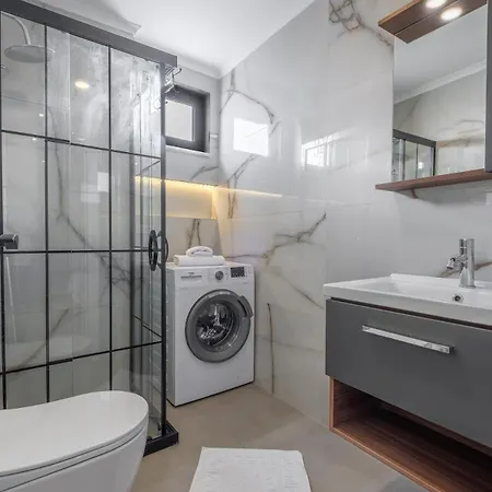 Duplex In The Heart Of Cleopatra, 200m To The * Alanya