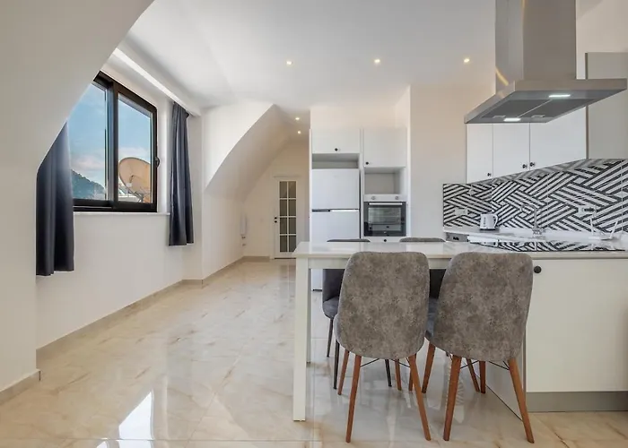 شقة Duplex In The Heart Of Cleopatra, 200m To The