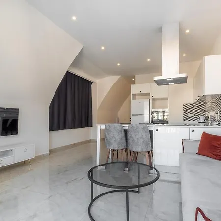 Duplex In The Heart Of Cleopatra, 200m To The شقة ألانيا