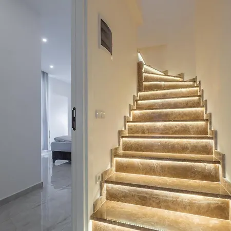 شقة Duplex In The Heart Of Cleopatra, 200m To The